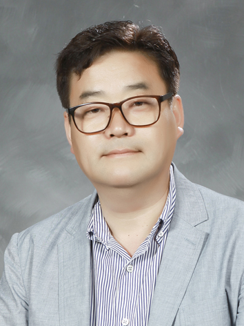 이원섭 사진