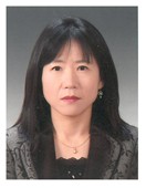 홍영희 사진